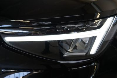 Volvo XC40 B4 Plus Black Edition