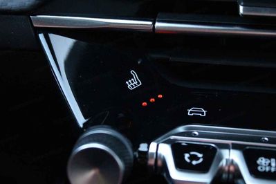 Peugeot 208 GT eDCS 1.2 mHEV