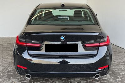 BMW Seria 3 330i xDrive