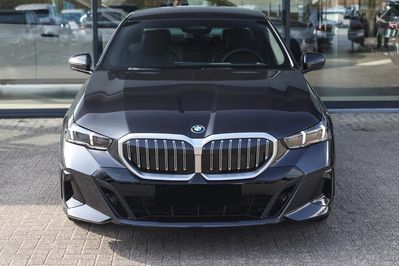 BMW Seria 5 530e M Sport