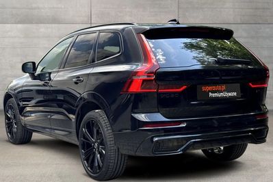 Volvo XC60 B5 B AWD Plus Black Edition