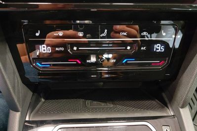 Volkswagen Passat 2.0 TSI Business DSG