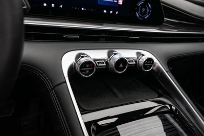 Omoda 9 1.5 Super Hybrid Exclusive AWD