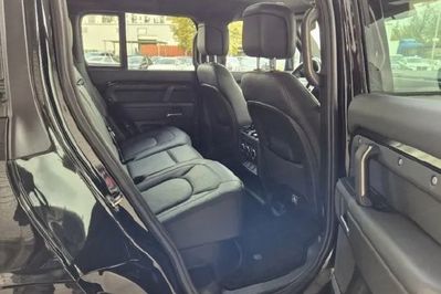 Land Rover Defender 110 D240 HSE