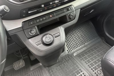Peugeot Traveller 2.0 BlueHDi Long Allure aut