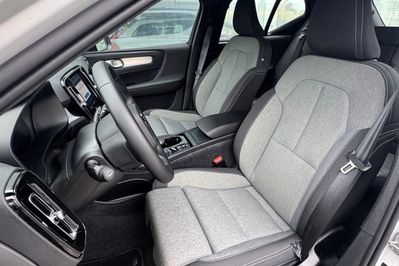 Volvo XC40 B3 Plus Dark