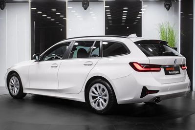 BMW Seria 3 318i Advantage aut