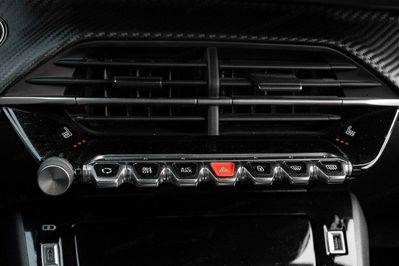 Peugeot 2008 1.2 PureTech Allure Pack S&S EAT8