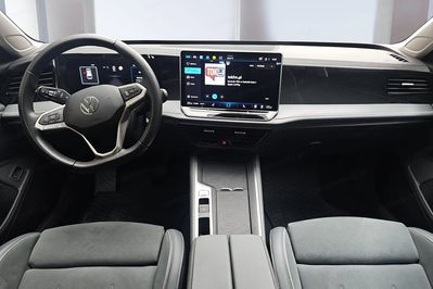 Volkswagen Passat TSI  mHEV DSG