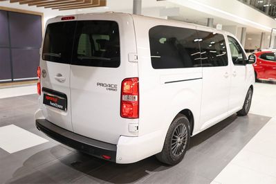 Toyota Proace Verso Long L2H1 Business