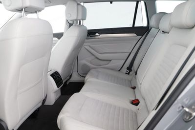 Volkswagen Passat 2.0 TDI Elegance DSG