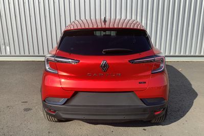 Renault Captur Techno 1.8 E-Tech Full Hybrid AT