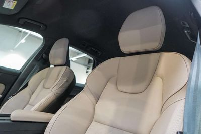 Volvo XC60 B5 AWD Plus Dark