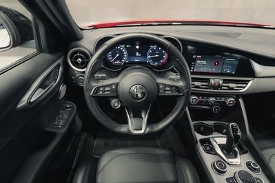 Alfa Romeo Giulia 2.0 Turbo Veloce Q4 aut