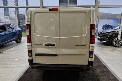 Renault Trafic L2H1 Extra AT9