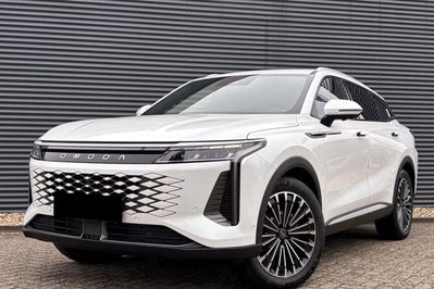 Omoda 9 1.5 Super Hybrid Exclusive AWD