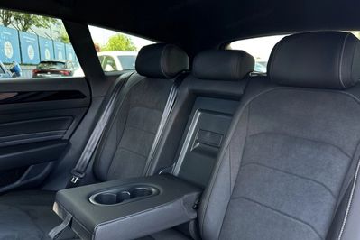 Volkswagen Arteon 2.0 Tdi r-Line Dsg