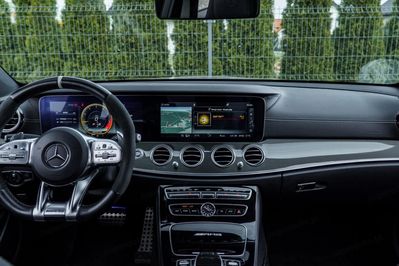 Mercedes Klasa E Amg 63 s 4-Maticplus