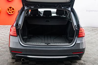 BMW Seria 3 320d 2.0 Modern Line