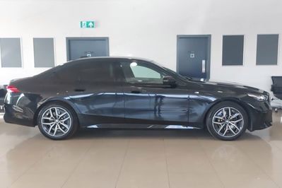 BMW Seria 5 530e xDrive M Sport