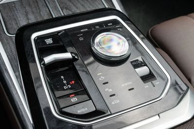 BMW Seria 7 740d xDrive M Sport