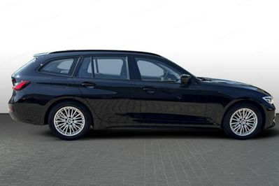 BMW Seria 3 320i Sport Line
