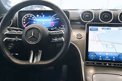 Mercedes Klasa C 220 d mHEV 4-Matic AMG