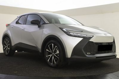 Toyota C-HR Style 2.0 Hybrid Dynamic Force Plug-in
