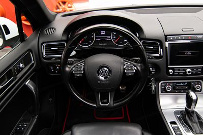 Volkswagen Touareg 3.0 TDI V6 BMT R-Line