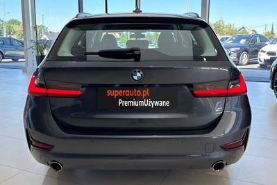 BMW Seria 3 Touring 318i Advantage