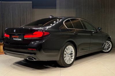 BMW Seria 5 540d xDrive Luxury Line