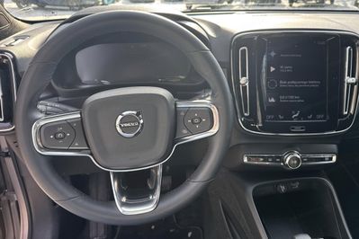 Volvo XC40 T5 Plug-In Hybrid Plus Bright