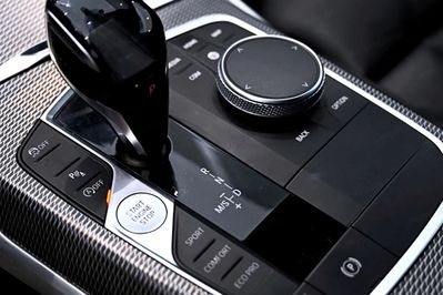 BMW Seria 3 330i xDrive Sport Line aut