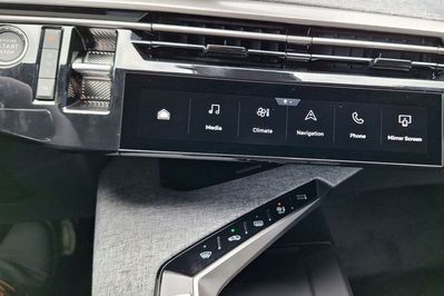 Peugeot 3008 Allure e-DCS 1.2 mHEV