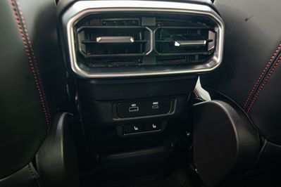 Jetour T2 2.0T 7DCT REAL TIME 4WD