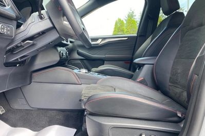 Ford Kuga 2.5 FHEV FWD Titanium