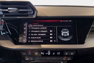 Audi A3 35 TFSI mHEV S tronic