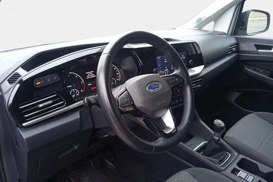 Ford Tourneo Connect L1H1 Titanium