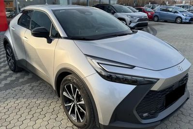 Toyota C-HR Style 2.0 Hybrid Dynamic Force Plug-in