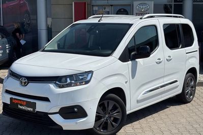 Toyota Proace City Verso 1.2 d-4T Family