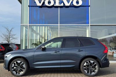 Volvo XC60 B5 AWD Ultra Dark