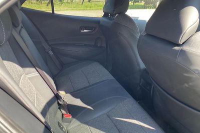 Toyota Corolla 1.8 Hybrid Style