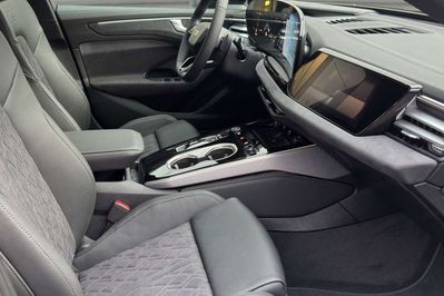 Audi A6 TDI quattro S line Avant