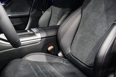 Mercedes Klasa C 200  4-Matic AMG