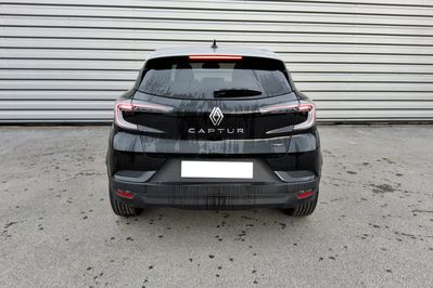 Renault Captur Techno 1.8 E-Tech Full Hybrid AT