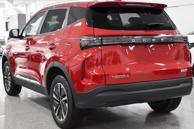 Chery Tiggo 4 Prestige 1.5 T-GDI HEV DHT