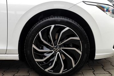 Volkswagen Golf 2.0 TDI DSG