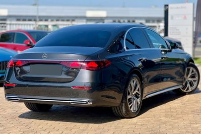Mercedes Klasa E 200 4-Matic Exclusive