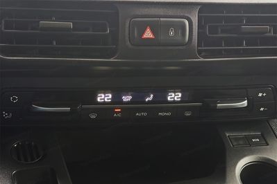 Peugeot Partner Kombi L2H1 AT