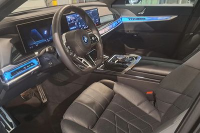 BMW i7 XDRIVE60